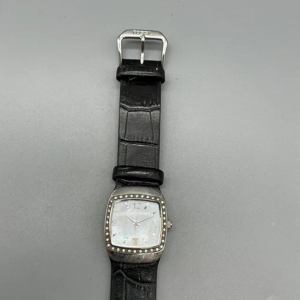 Fossil F2 ES-9719 Womens Watch 25mm MOP Dial Black Leather New Battery